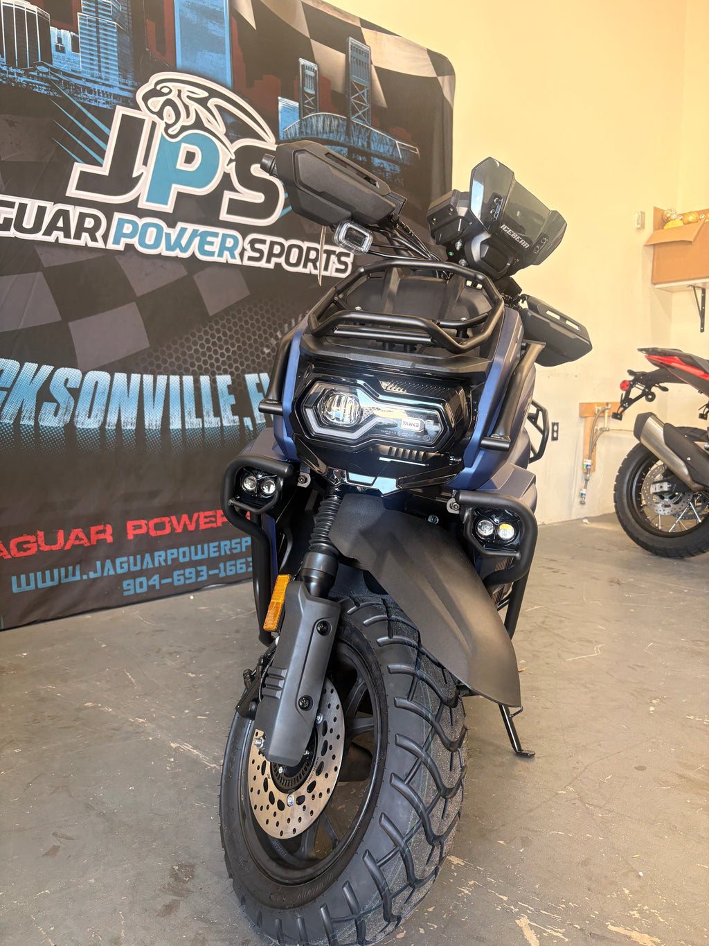 Icebear Tank 200cc EFI
