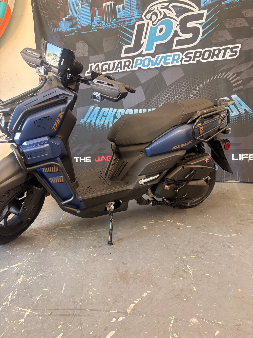 Icebear Tank 200cc EFI