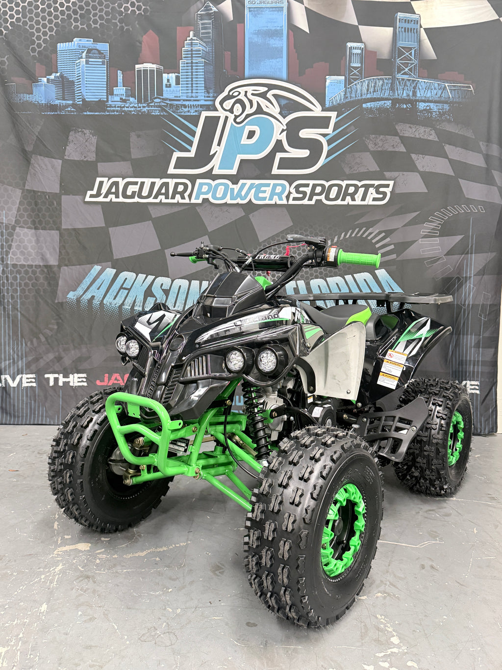 Max 125cc Fully Automictic With Reverse Youth ATV - Sport Off Road Quad - Front view - Green