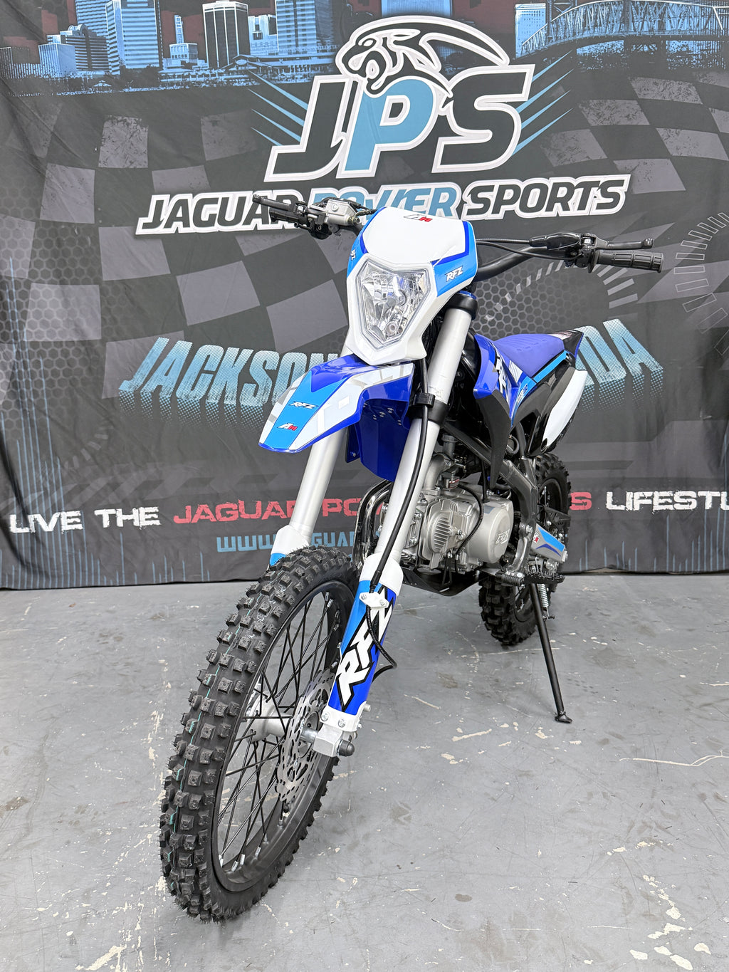 Apollo Thunder 150cc DLX Dirt Bike – Manual | 4 Speed Off Road Motorcycle - Blue - Front View