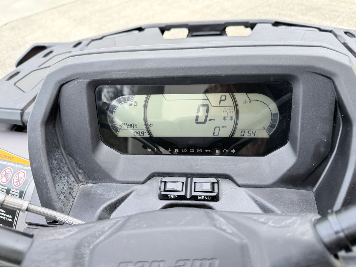 2025 Can-Am Outlander MAX XT 850 – dash