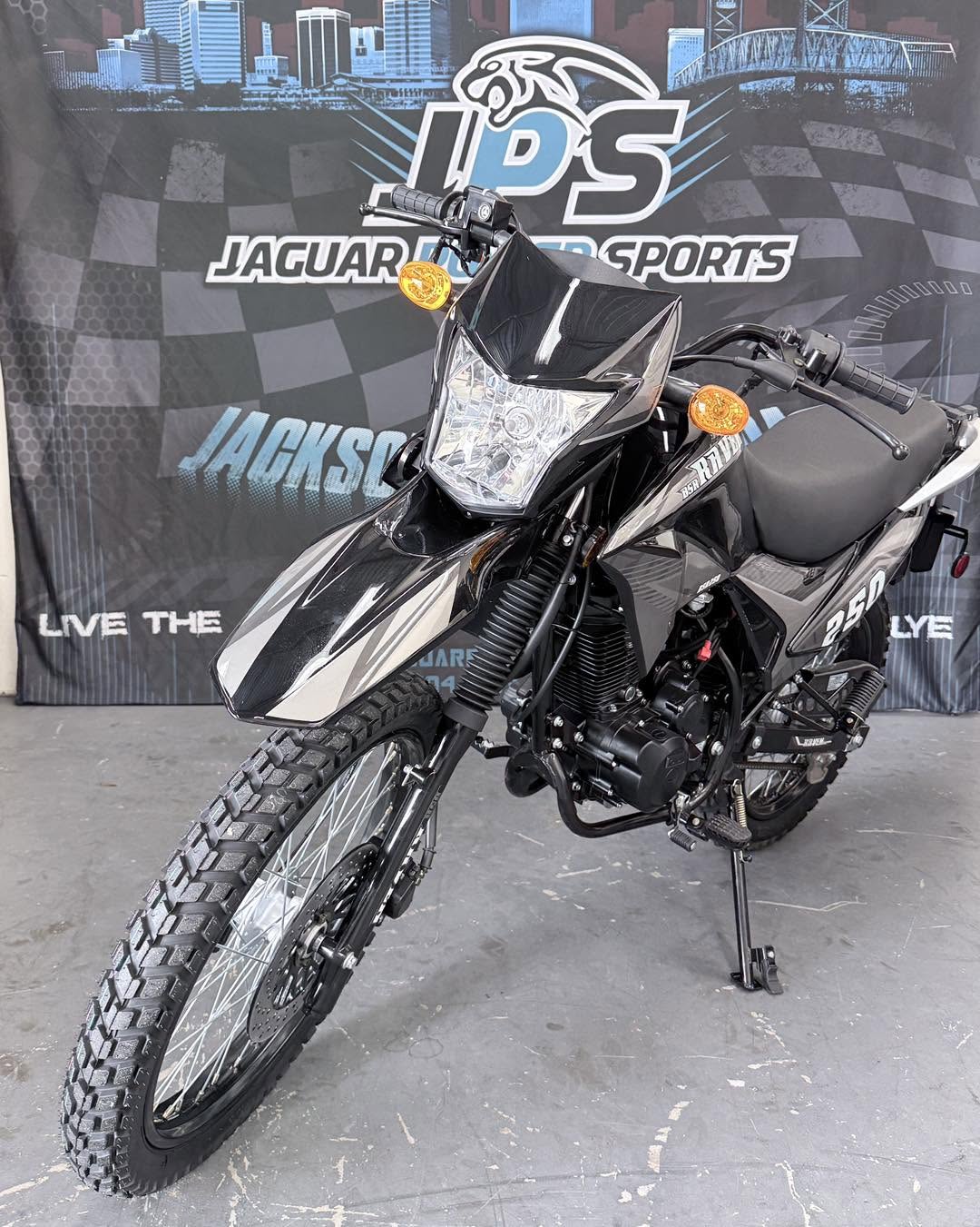 Raven XL 250 229cc Enduro Motorcycle - On and Off Road Dirt Bike - Front view