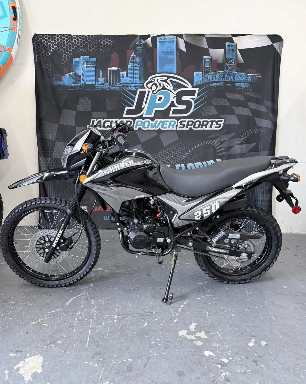 Raven XL 250 229cc Enduro Motorcycle - On and Off Road Dirt Bike - Side View