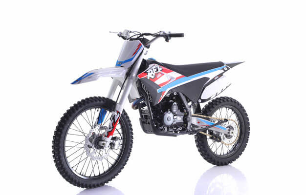 Apollo RFZ Thunder 250cc - 5speed manual Dirt bike