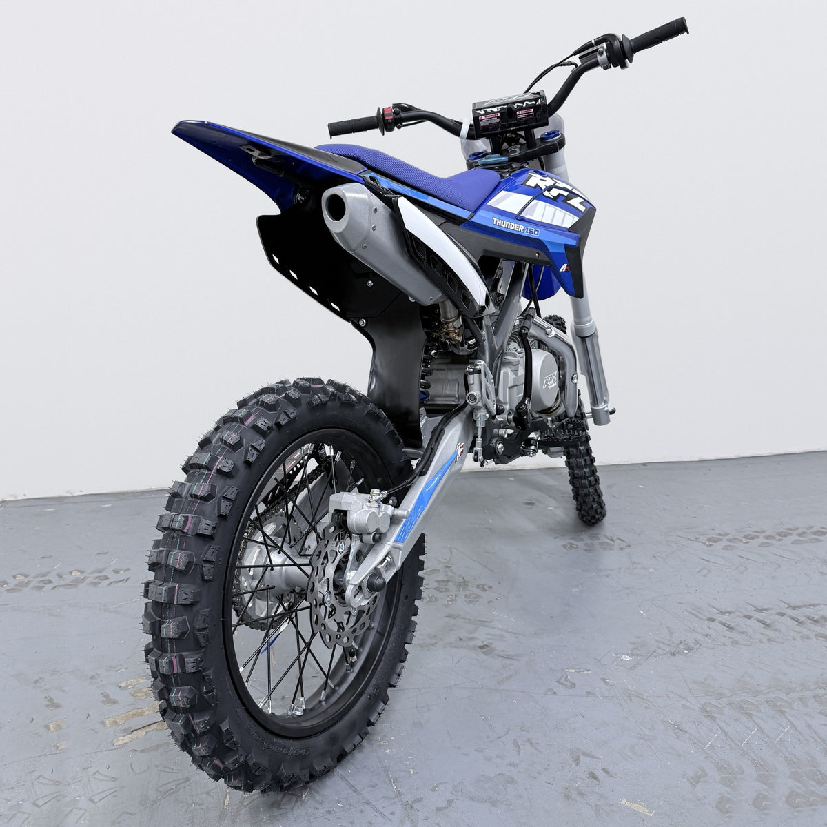 RFZ Apollo Thunder 150 Dirt Bike Blue Rear View