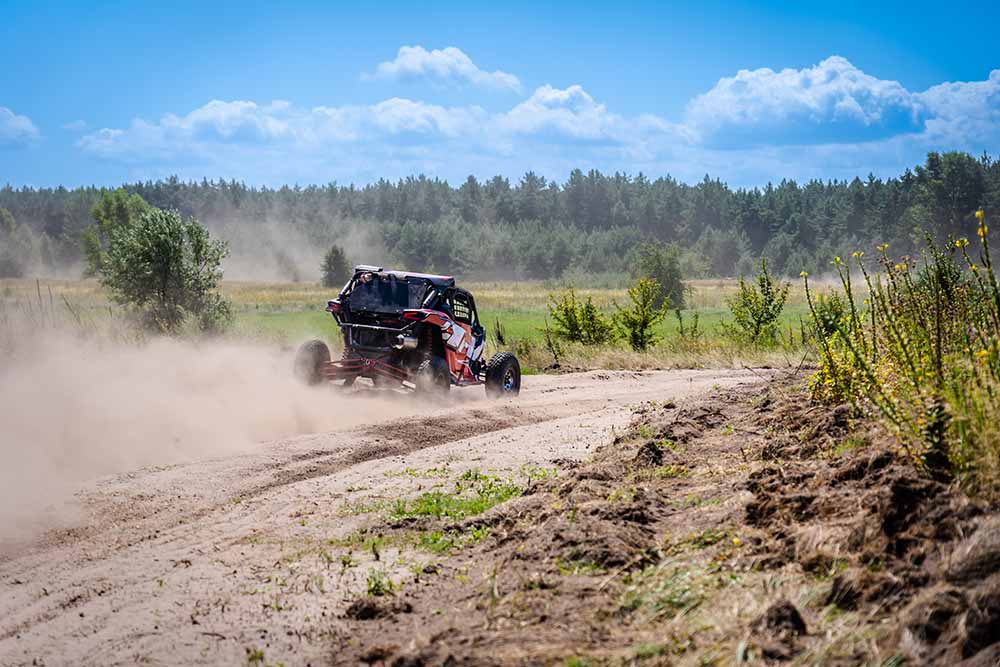 Buggy extreme riding in a sandy track